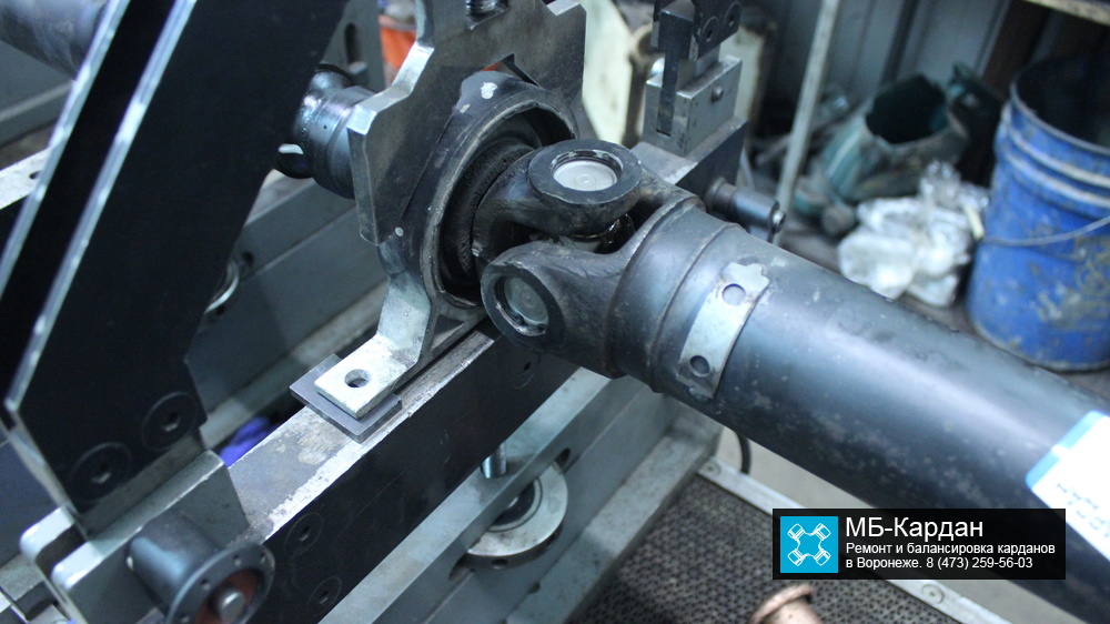 Замена крестовины Jaguar XJ L 5.0