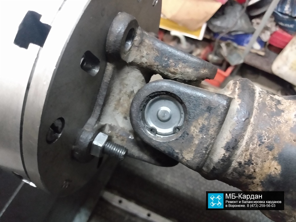 Nissan Murano замена крестовин на заднем кардане